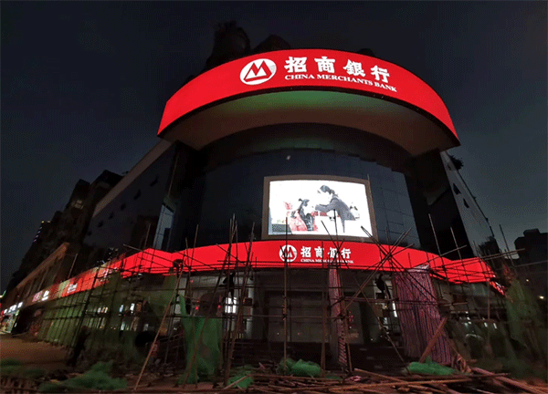 3M燈箱布VS噴繪布有哪些優(yōu)勢？